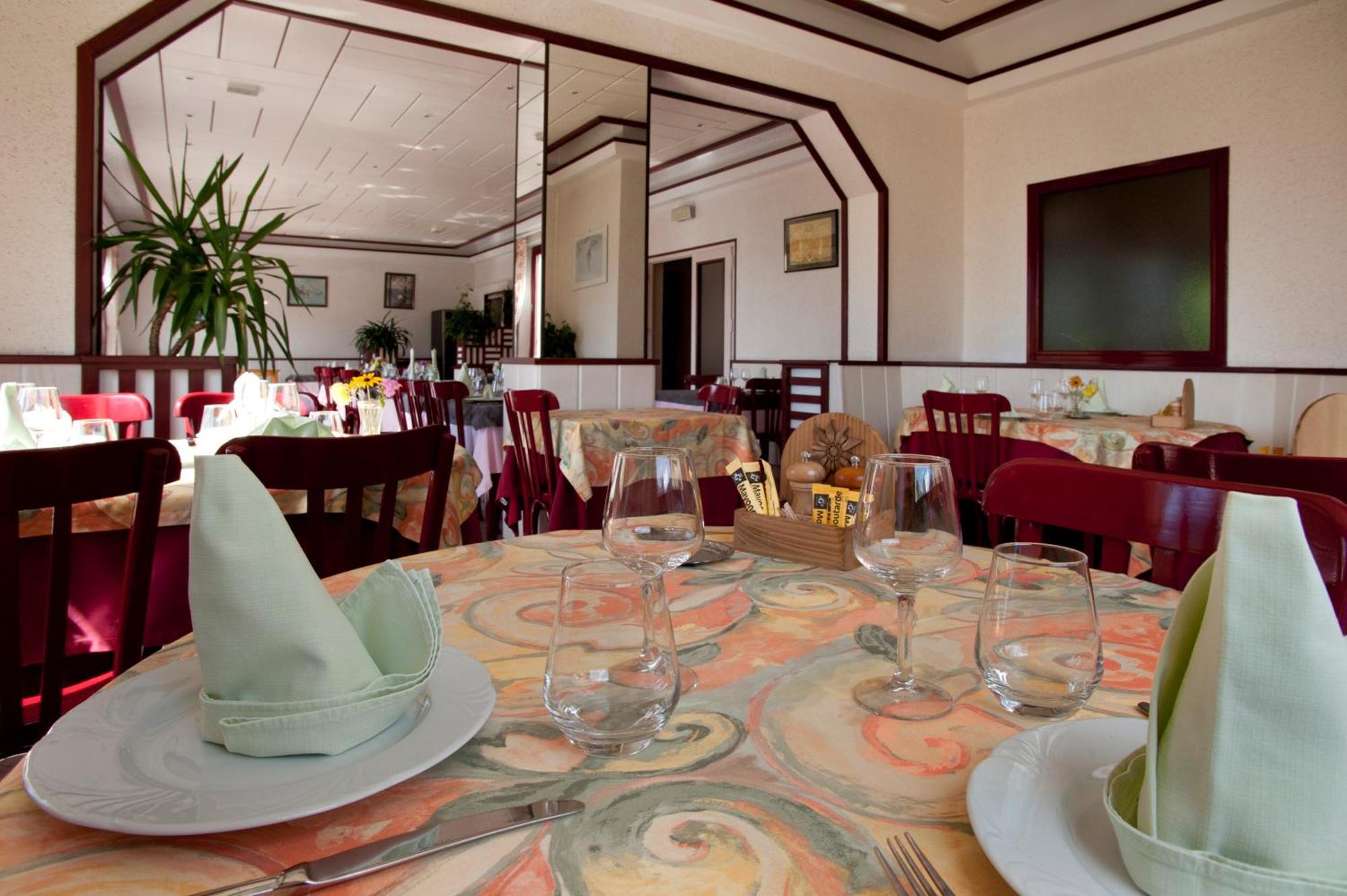 Logis Hotel & Spa Beau-Site Saint-Jean-de-Sixt Zewnętrze zdjęcie